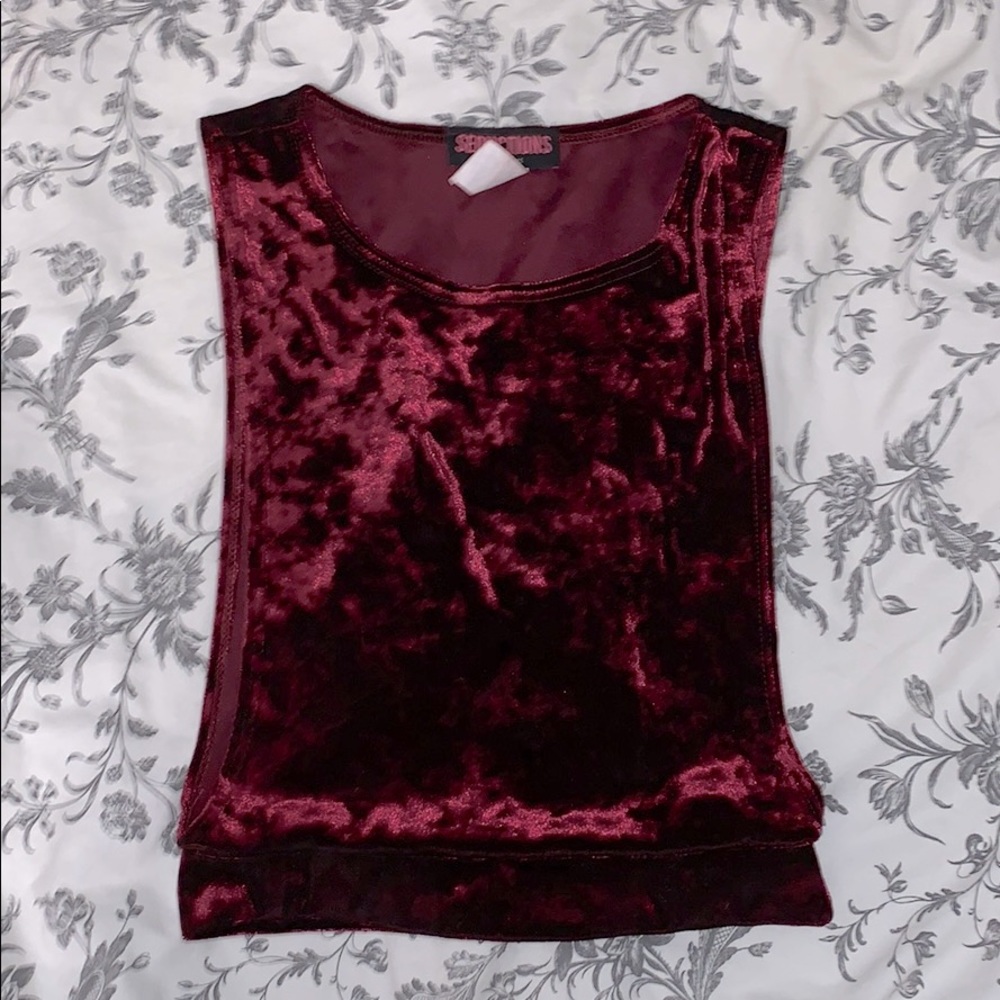 Cropped muscle shirt